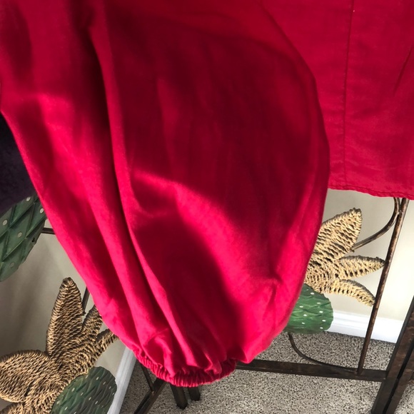 H&M Red full sleeve top with embroidery design - Picture 4 of 5